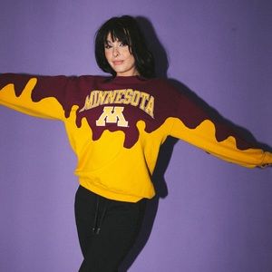 MN GOLDEN GOPHERS DRIPPED CREW NECK